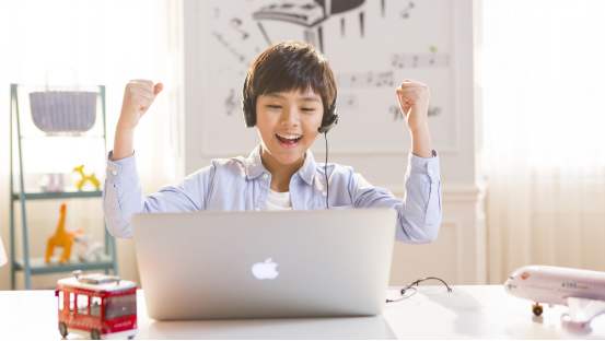 遠(yuǎn)程授課軟件哪個(gè)好？遠(yuǎn)程授課軟件都有哪些功能？